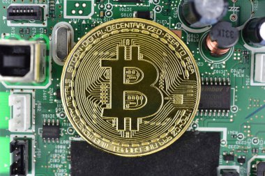 Altın bitcoin ve anakart