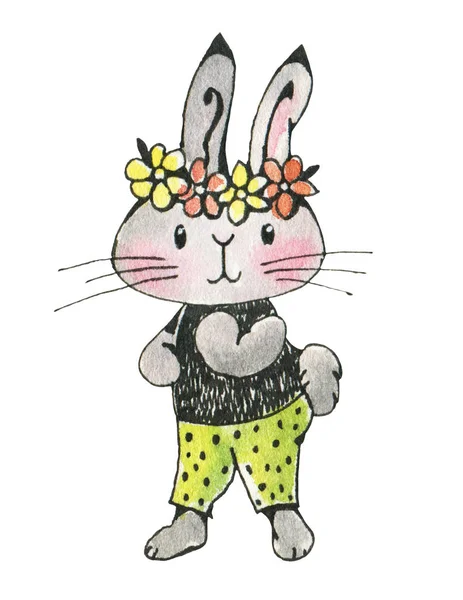 Милый кролик в венке из цветов — стоковое фото