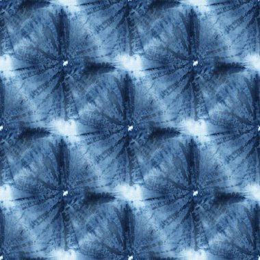 Beyaz ipeğin üzerindeki çivit rengi kusursuz kravat boyası deseni. El boyası kumaşlar - nodüler batik. Shibori boyaması.. 