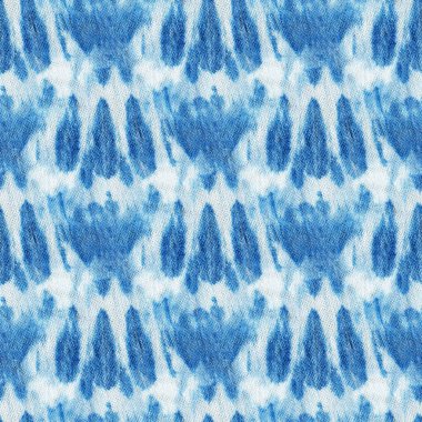 Beyaz ipeğin üzerindeki çivit rengi kusursuz kravat boyası deseni. El boyası kumaşlar - nodüler batik. Shibori boyaması.. 