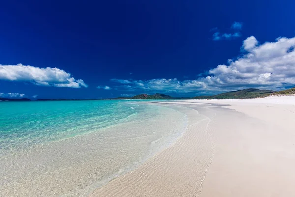 Whitehaven Beach with white sand — Stock Photo, Image