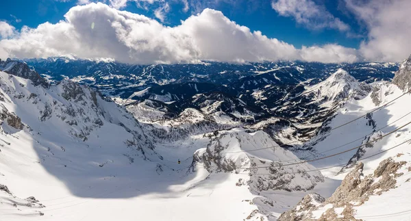 Det Snöiga Vinterpanoramat Över Dachstein Alperna Österrike — Stockfoto