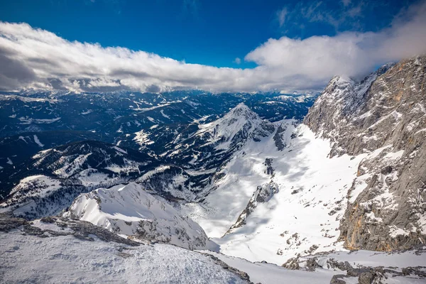 Det Snöiga Vinterpanoramat Över Dachstein Alperna Österrike — Stockfoto