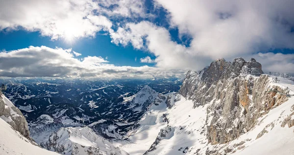 Avusturya Nın Dachstein Alpleri Nin Karlı Kış Manzarası — Stok fotoğraf