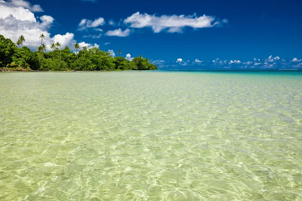 Praia Tropical Lado Sul Ilha Samoa Com Coqueiros — Fotografia de Stock