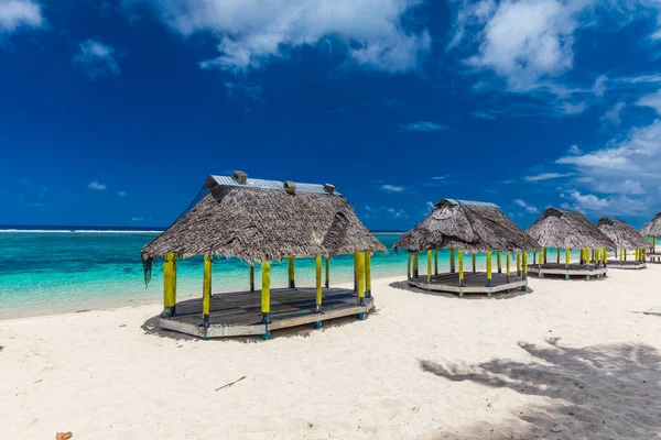 Plage Lalomanu Avec Cabanes Ouvertes Appelées Fales Côté Sud Île — Photo