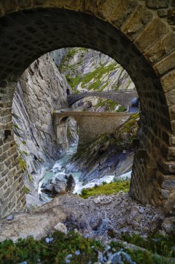 Şeytan Köprüsü'nde st. gotthard pass, İsviçre