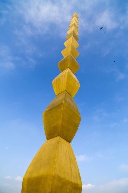Constantin Brancusi, Targu Jiu, Romanya sonsuz sütun