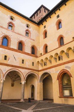Castello Sforzesco (Sforza Kalesi) Milano, Lombardiya, İtalya, 13