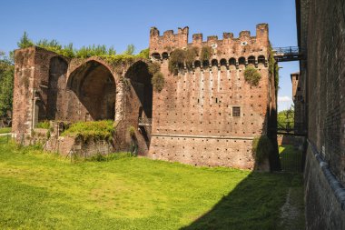 Castello Sforzesco (Sforza Kalesi) Milano, Lombardiya, İtalya, 13