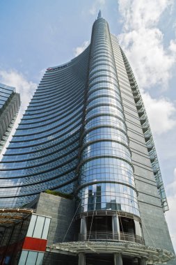 Milan, İtalya-Mayıs 13, 2017: panoramik manzaralı yeni futuristik 