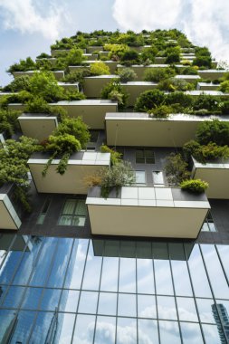 Milan, İtalya - 28 Mayıs 2017: Bosco Verticale (dikey orman) l
