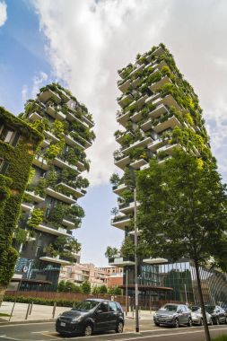 Milan, İtalya - 28 Mayıs 2017: Bosco Verticale (dikey orman) l