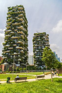 Milan, İtalya - 28 Mayıs 2017: Bosco Verticale (dikey orman) l