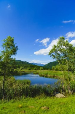 Fagaras, Romanya'nın dağlarında küçük dağ gölü