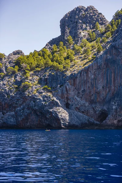 Beautiful scenery with shoreline in Palma de Mallorca — Stock Photo, Image