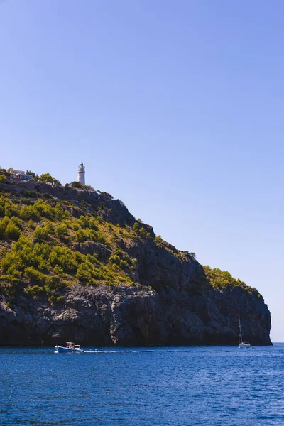 Beautiful scenery with shoreline in Palma de Mallorca — Stock Photo, Image