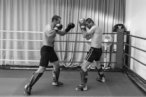 Presentation of kickboxing in Pitesti Romania by Sensei Marius C — Stock Photo, Image