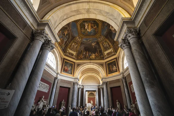 19 Kasım 2019. Roma İtalya 'dan görüntüler - Vatikan' ın içinde — Stok fotoğraf