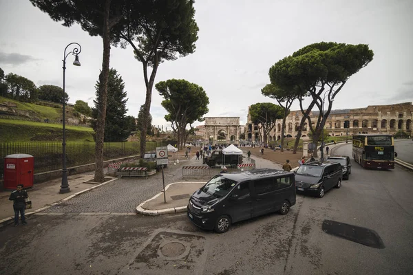 Noviembre 15, 2019 Fotos en las calles de Roma en un día lluvioso — Foto de Stock