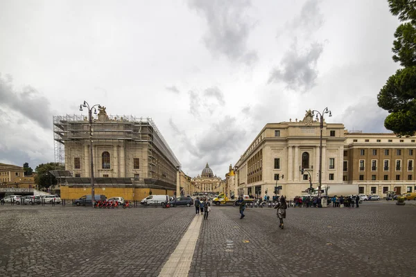 Noviembre 15, 2019 Fotos en las calles de Roma en un día lluvioso — Foto de Stock