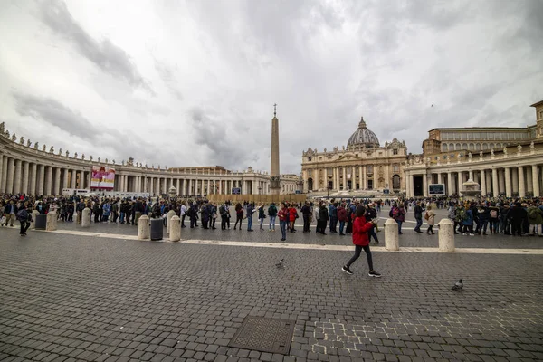 Noviembre 15, 2019 Fotos en las calles de Roma en un día lluvioso —  Fotos de Stock