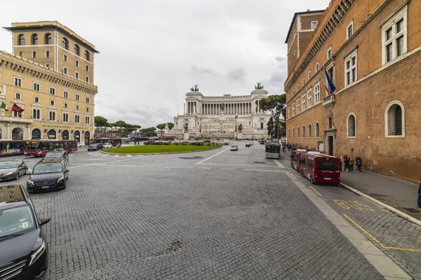 Noviembre 15, 2019 Fotos en las calles de Roma en un día lluvioso — Foto de Stock