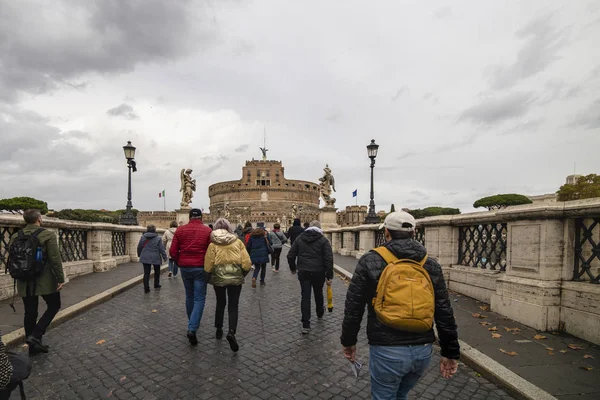 Novembro 15, 2019 Fotos nas ruas de Roma em um dia chuvoso — Fotografia de Stock