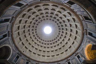 Roma / İtalya - Roma 'nın İçi Panteon ile Aile