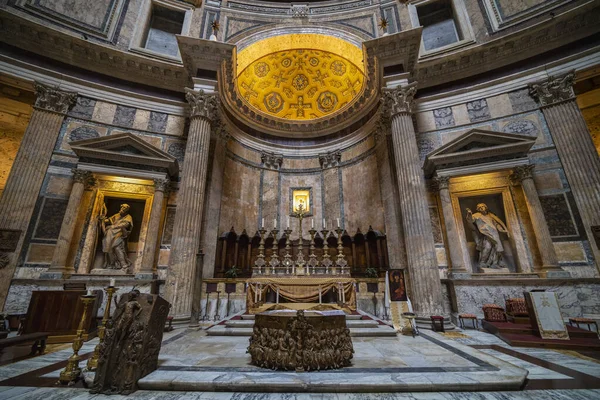 Рим, Италия - 15-NOV 2019. Пантеон - древнеримский буил — стоковое фото