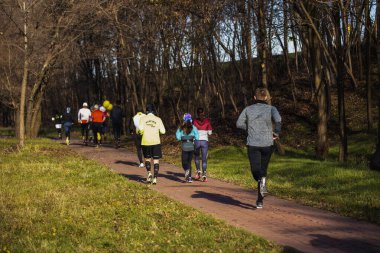 Romanya, Arges, Pitesti 'de 15 Aralık 2019 Yarı Maraton Yarışması