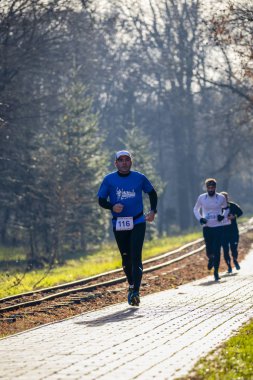 Romanya, Arges, Pitesti 'de 15 Aralık 2019 Yarı Maraton Yarışması