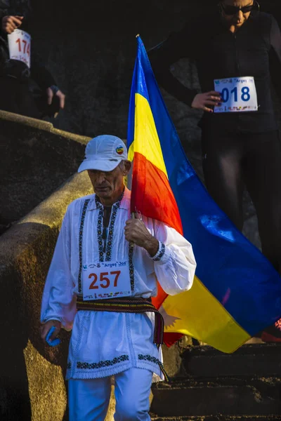 Romanya, Arges, Pitesti 'de 15 Aralık 2019 Yarı Maraton Yarışması — Stok fotoğraf