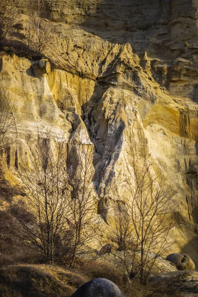 Trovantii - les pierres vivantes les plus étranges de Roumanie . — Photo