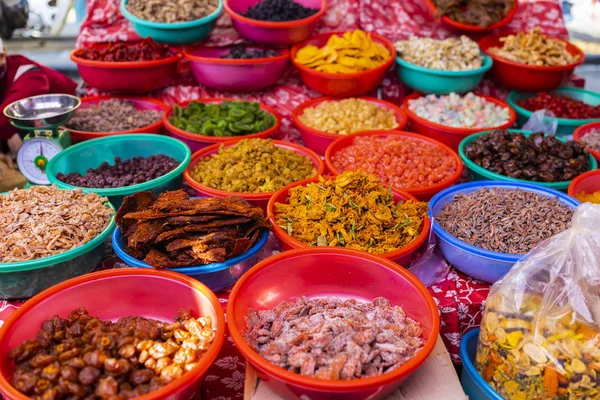 14 janvier 2020, Marché alimentaire frais et diversifié à Hanoi Vietnam — Photo