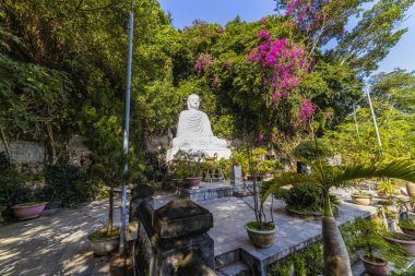 Da Nang, Vietnam - 14 Temmuz 2020: güzel görüntüler, mermer tapınakta Pagoda.