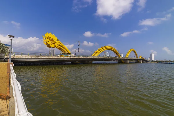 Nang Vietnam Enero 2020 Puente Del Dragón Día Soleado — Foto de Stock