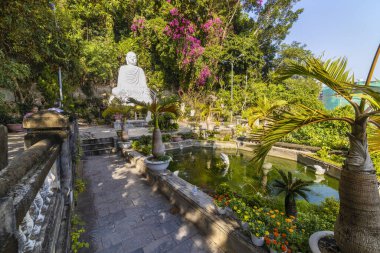 Da Nang, Vietnam - 14 Temmuz 2020: güzel görüntüler, mermer tapınakta Pagoda.