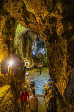 Da Nang, Vietnam - 14 Temmuz 2020: güzel görüntüler, mermer tapınakta Pagoda.