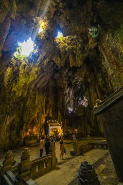 Da Nang, Vietnam - 14 Temmuz 2020: güzel görüntüler, mermer tapınakta Pagoda.