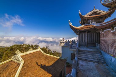 16 Temmuz 2020; Fransız Köyü ve Çin tapınağı Bana Hills, Güneş Dünyası, Danang, Orta Vietnam