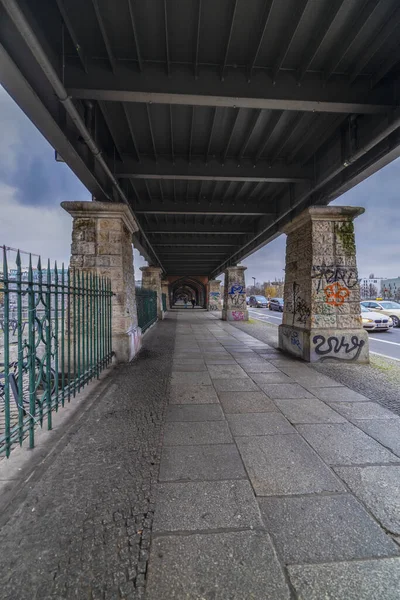 Berlin Germany February 2020 Historical Oberbaum Bridge Oberbaumbruecke River Spree — Stok fotoğraf