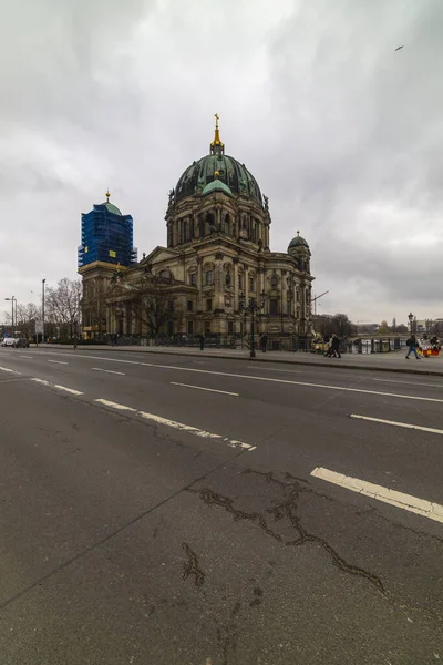 Berlin Germany Frebuary 2020 Tourists Visiting Berliner Dom Cathedral Church — 스톡 사진