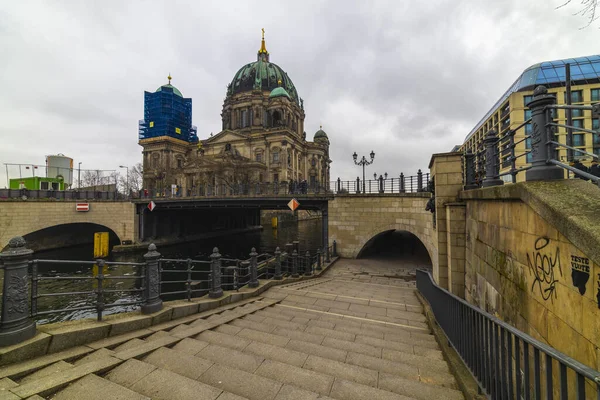 Berlin Germany Frebuary 2020 Tourists Visiting Berliner Dom Cathedral Church — 스톡 사진