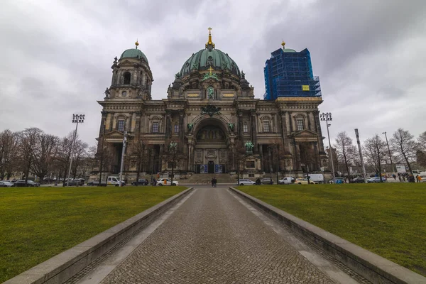 Berlin Germany Frebuary 2020 Tourists Visiting Berliner Dom Cathedral Church — 스톡 사진