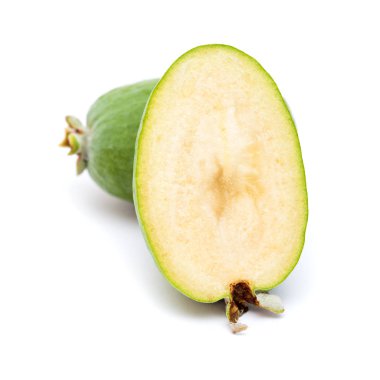 Yeşil feijoa meyve