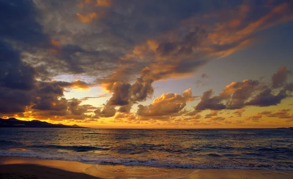 Tramonto colorato su Las Canteras — Foto Stock