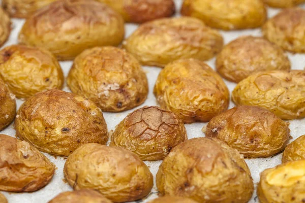 Baked new potatoes — Stock Photo, Image