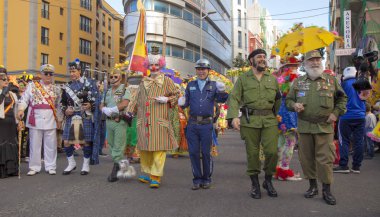 Las Palmas ana karnaval geçit