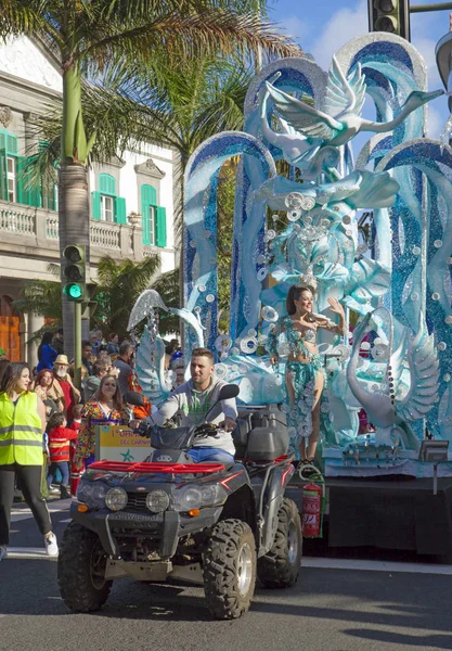 Las Palmas belangrijkste carnival parade — Stockfoto